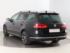 Volkswagen Passat - 2011