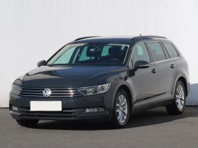 Volkswagen Passat - 2015