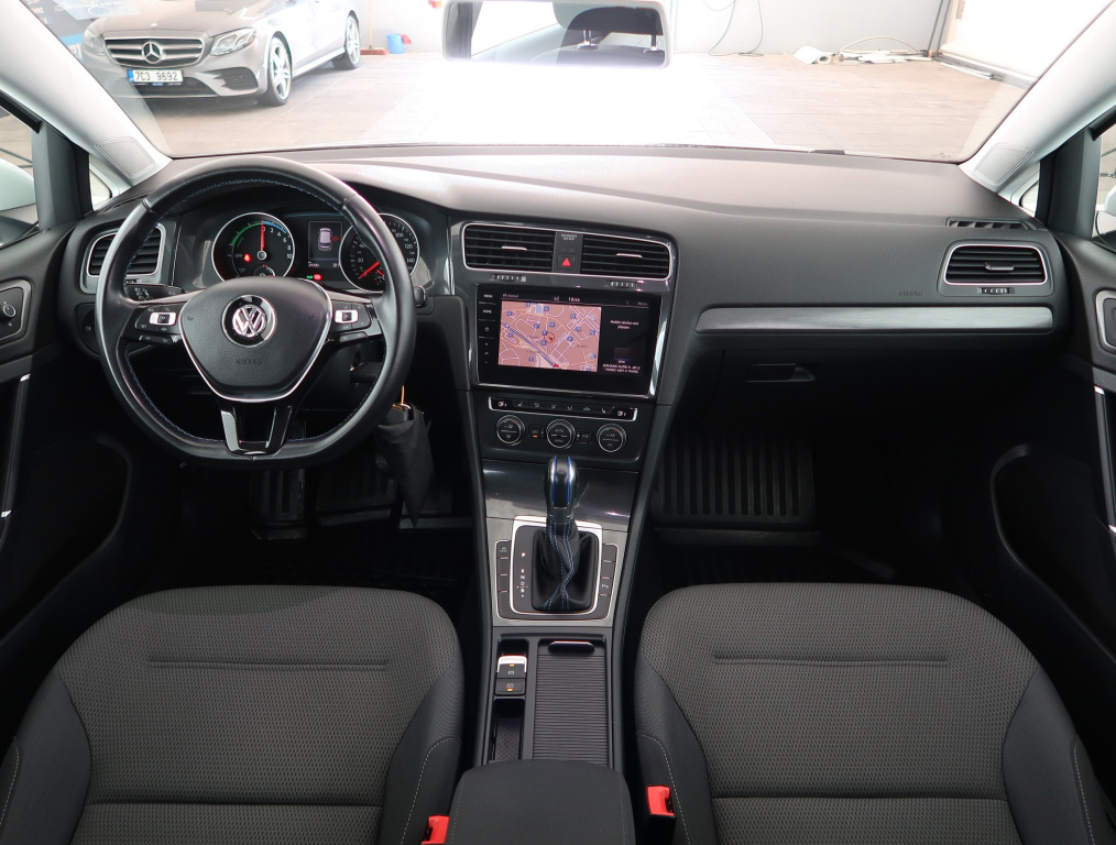 Volkswagen e-Golf