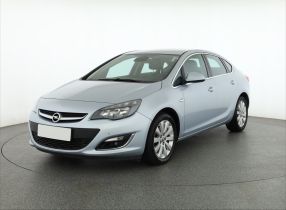 Opel Astra - 2014