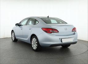 Opel Astra - 2014