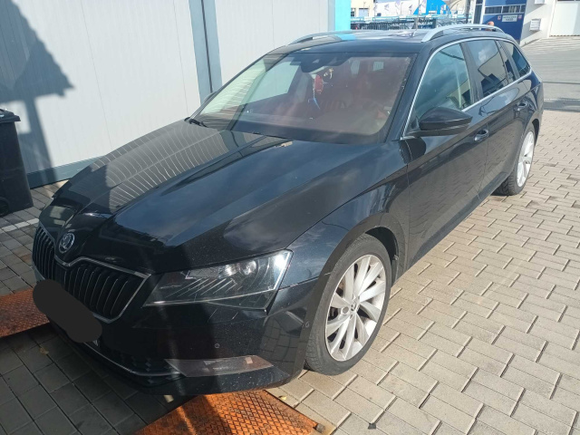 Škoda Superb 2016