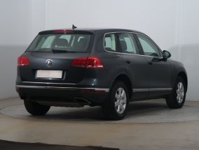 Volkswagen Touareg - 2016