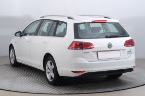 Volkswagen Golf - 2015