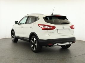 Nissan Qashqai - 2015