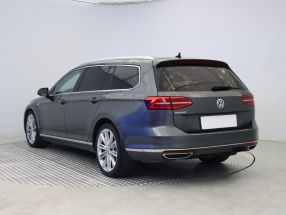 Volkswagen Passat - 2016