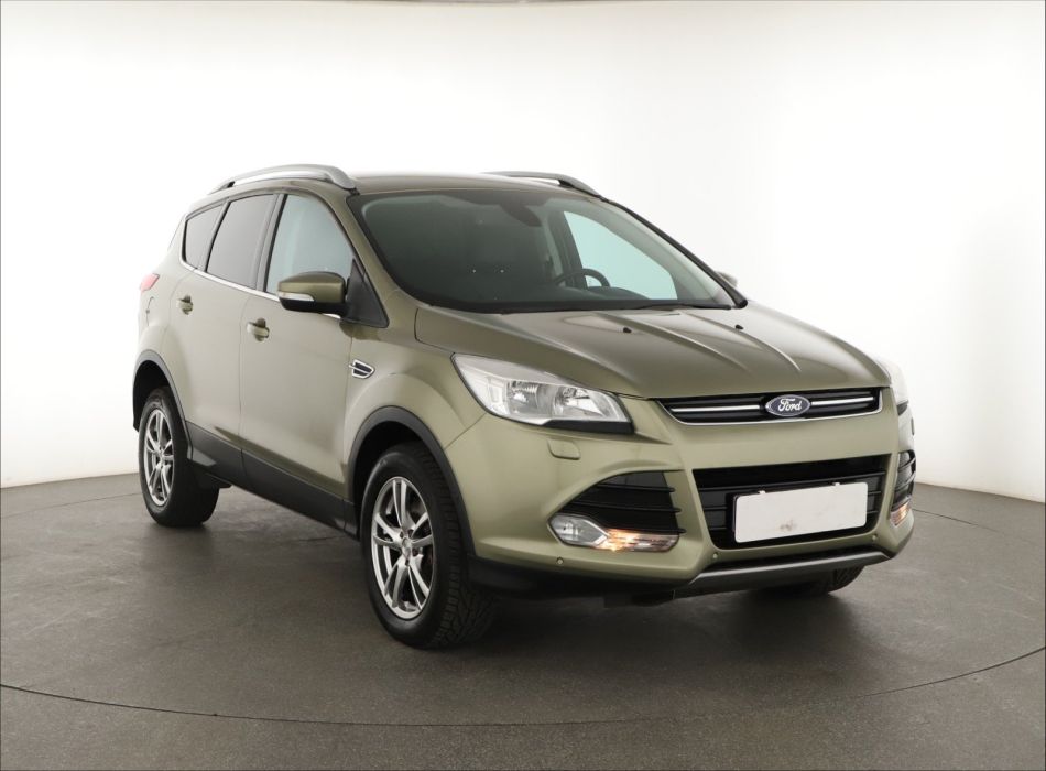 Ford Kuga - 2013