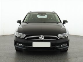 Volkswagen Passat - 2015