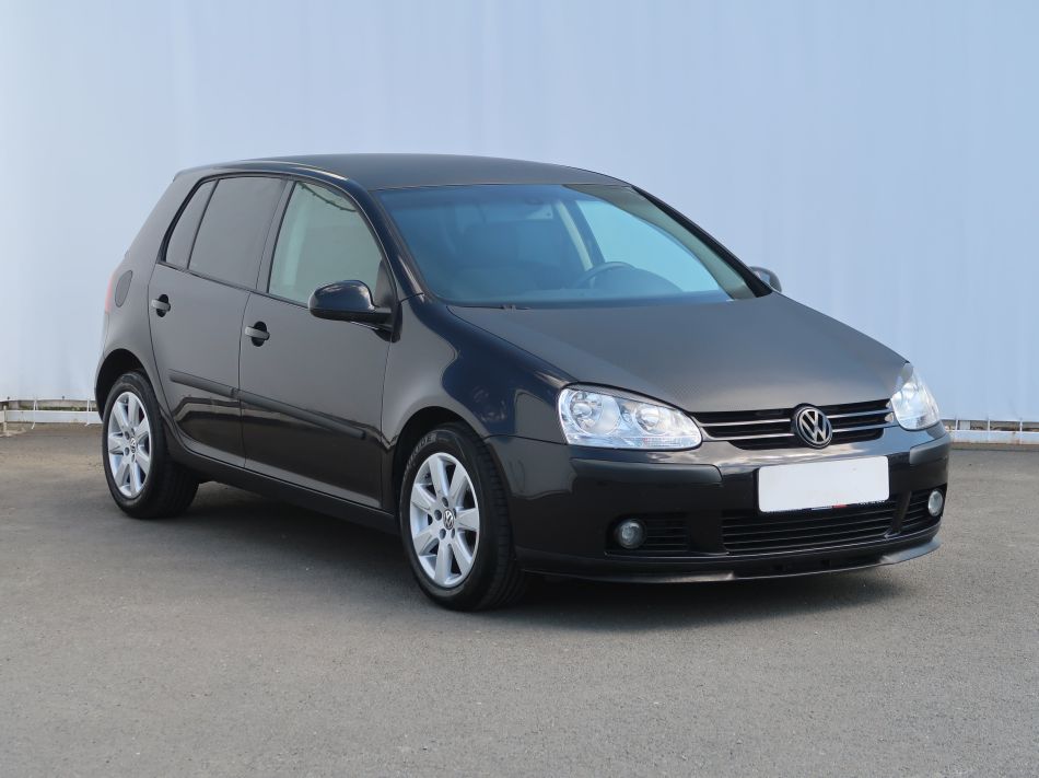 Volkswagen Golf - 2004