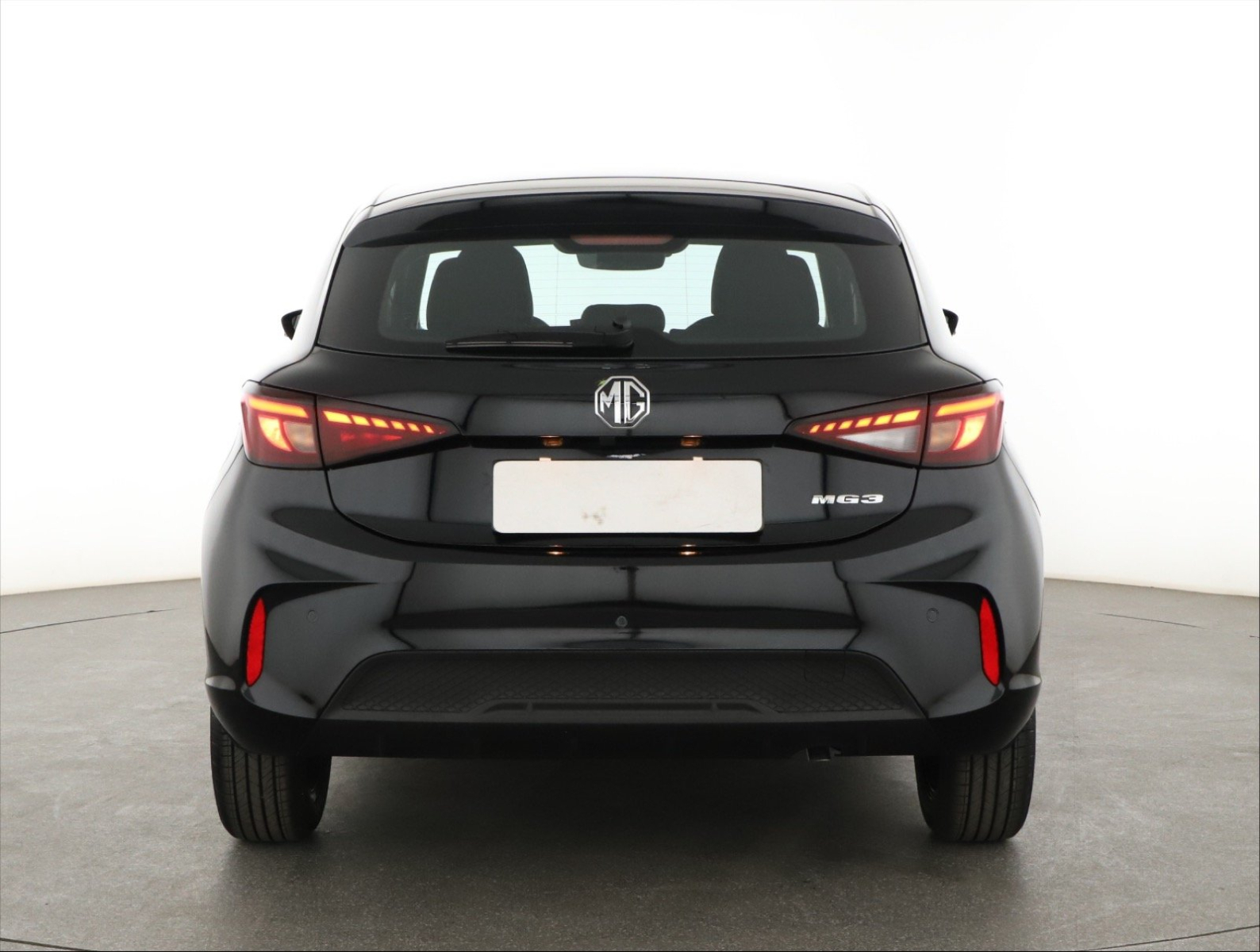 MG 3 - 2025