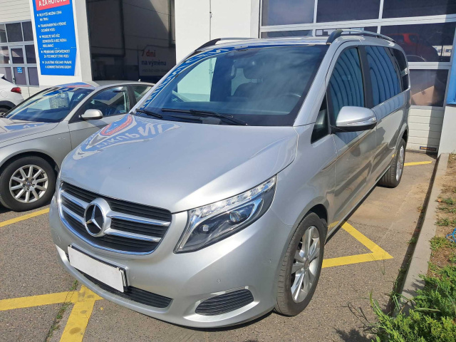 Mercedes-Benz V 2015