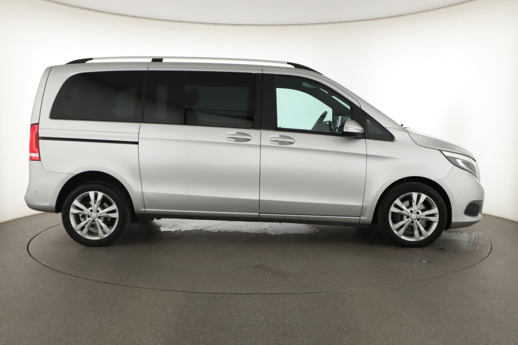 Mercedes-Benz V