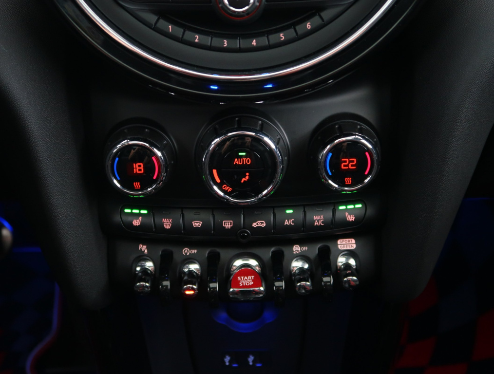 MINI 3-door