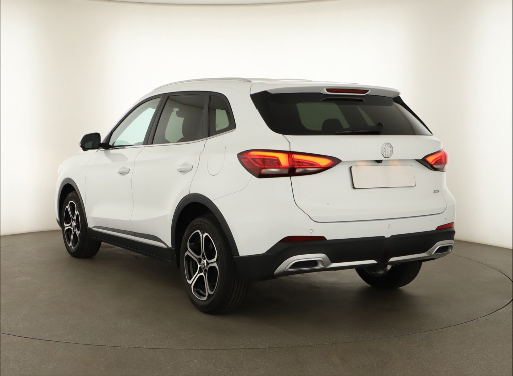MG ZS SUV