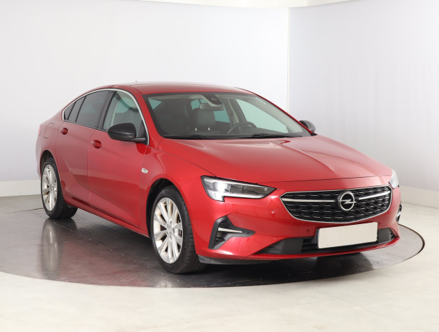 Opel Insignia 2021