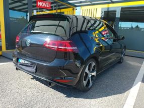 Volkswagen Golf - 2015