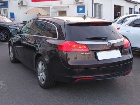 Opel Insignia - 2012