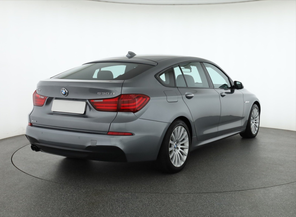 BMW 5GT
