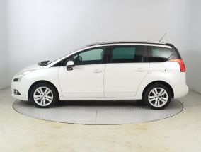 Peugeot 5008 - 2013