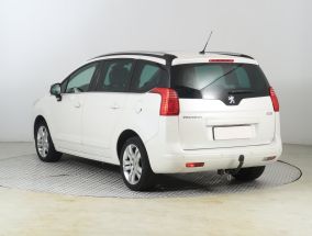 Peugeot 5008 - 2013