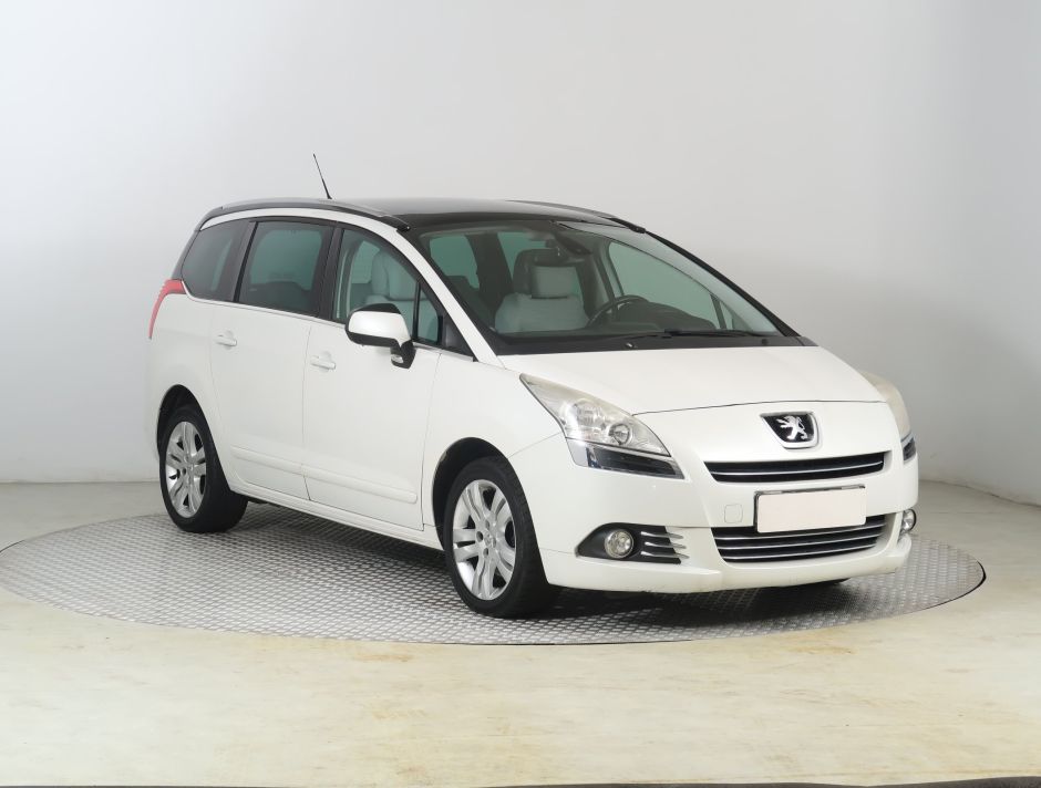 Peugeot 5008 - 2013