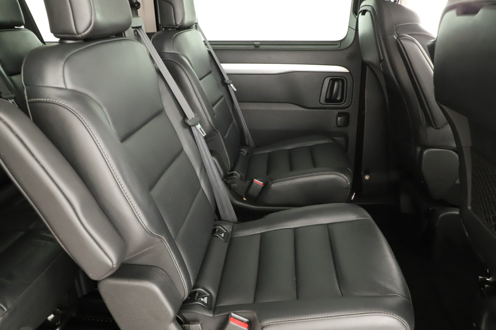 Peugeot Traveller