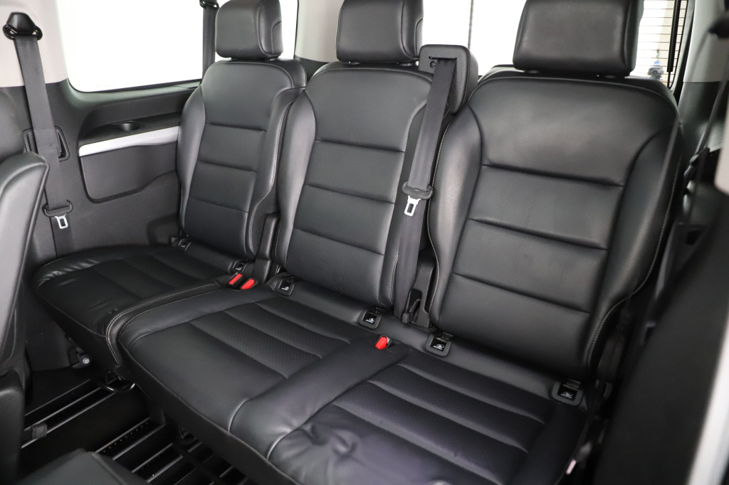 Peugeot Traveller