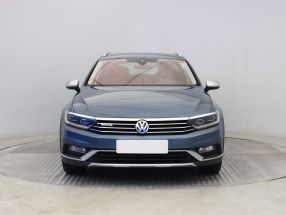 Volkswagen Passat - 2016