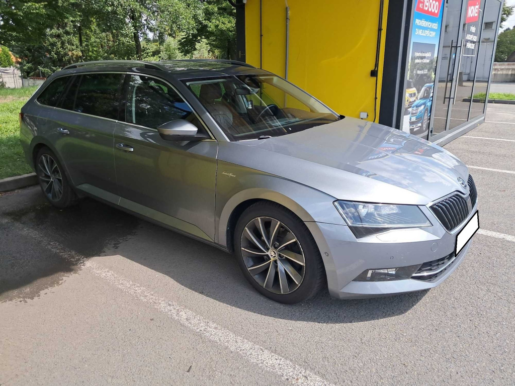 Škoda Superb