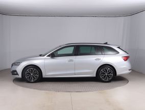 Škoda Octavia - 2021