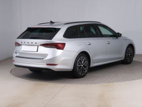 Škoda Octavia - 2021