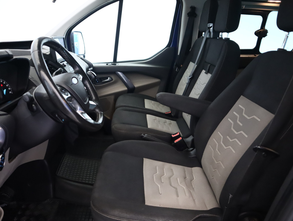 Ford Tourneo Custom