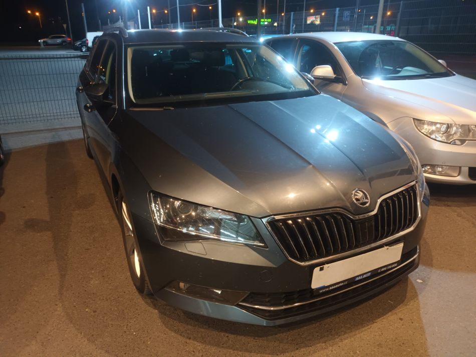 Skoda Superb - 2019