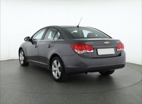 Chevrolet Cruze - 2012