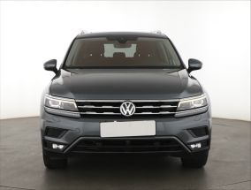 Volkswagen Tiguan - 2020