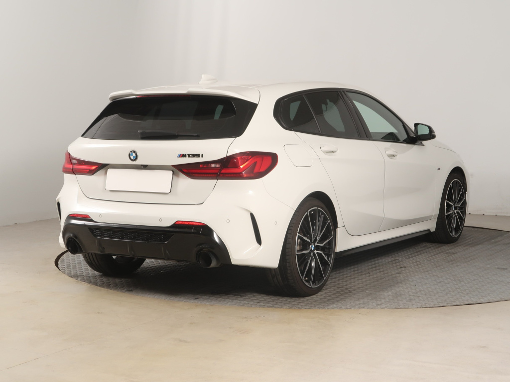 BMW 1