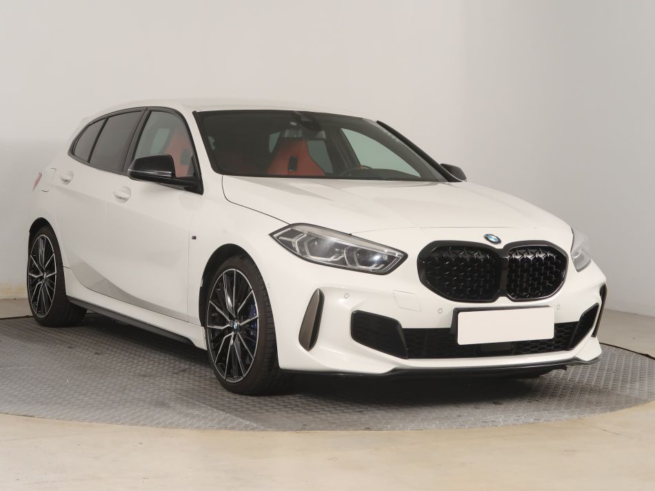 BMW 1 - 2020