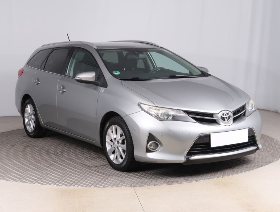 Toyota Auris - 2013