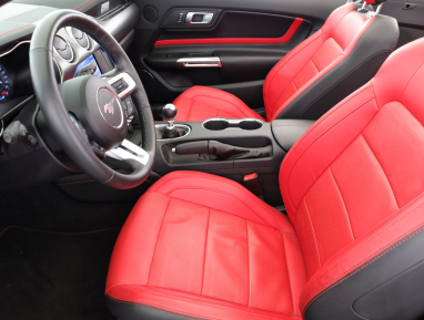 Ford Mustang - 2022