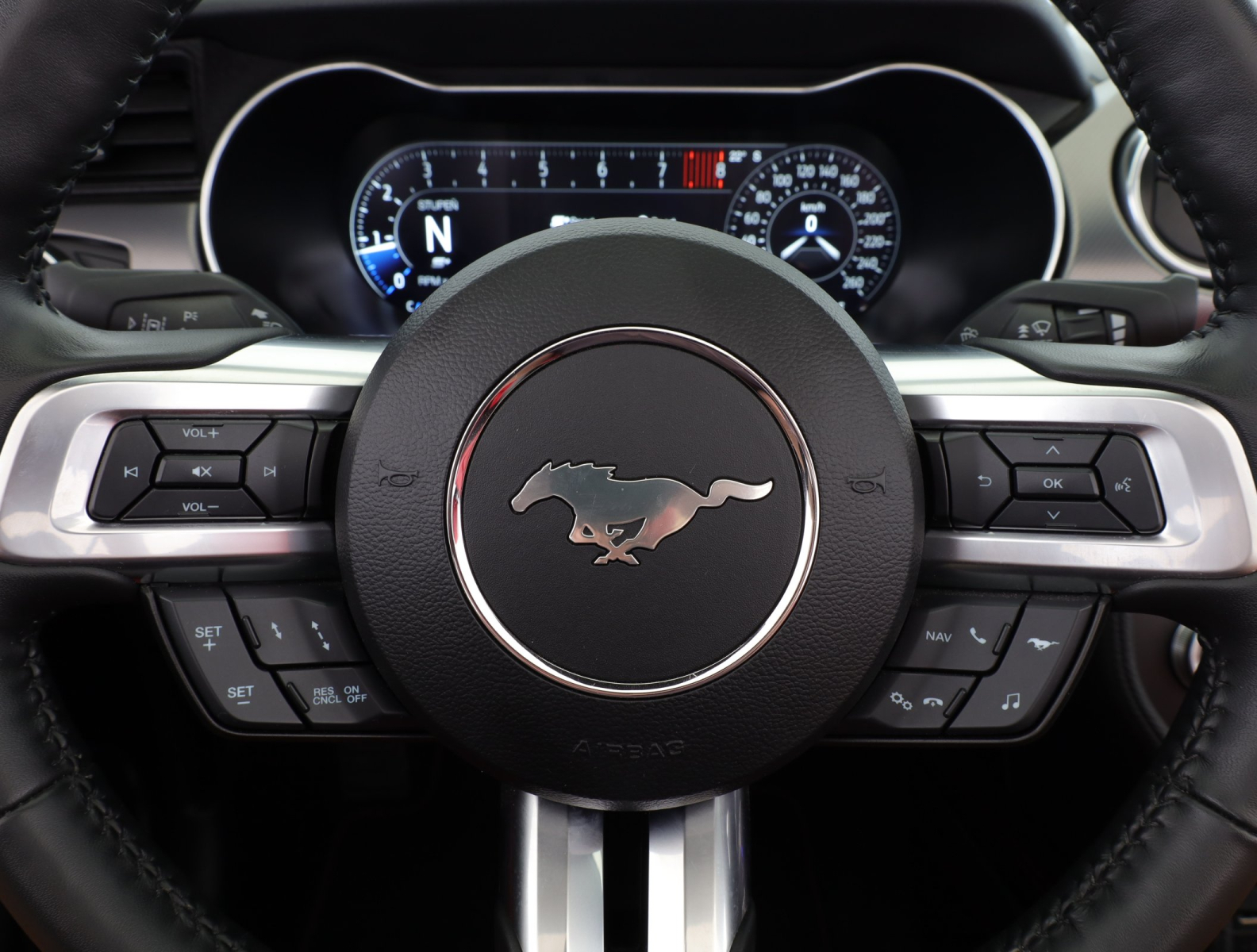 Ford Mustang - 2022