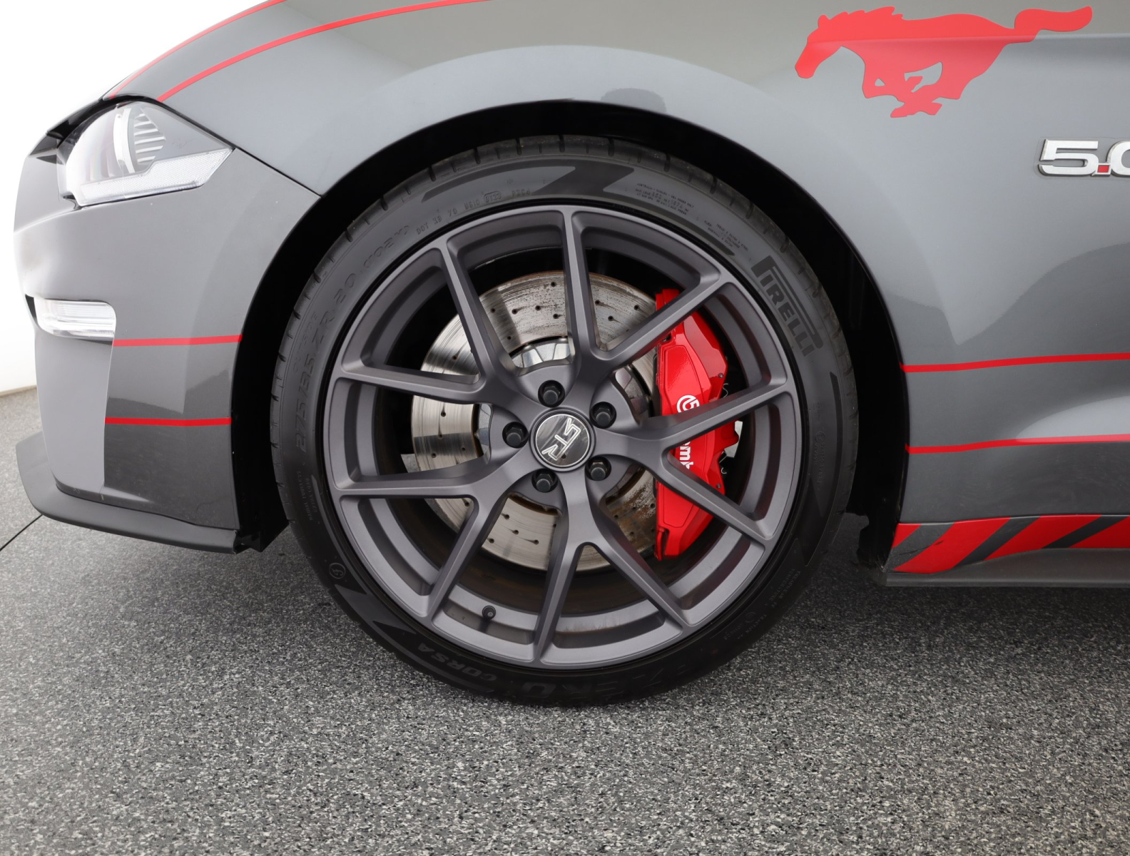 Ford Mustang - 2022