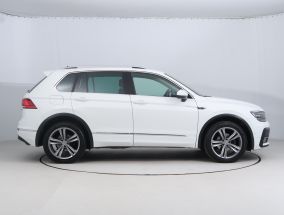 Volkswagen Tiguan - 2020
