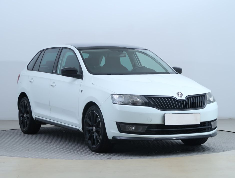 Skoda Rapid Spaceback - 2015