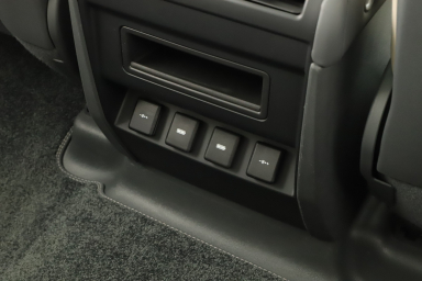 Land Rover Defender - 2020
