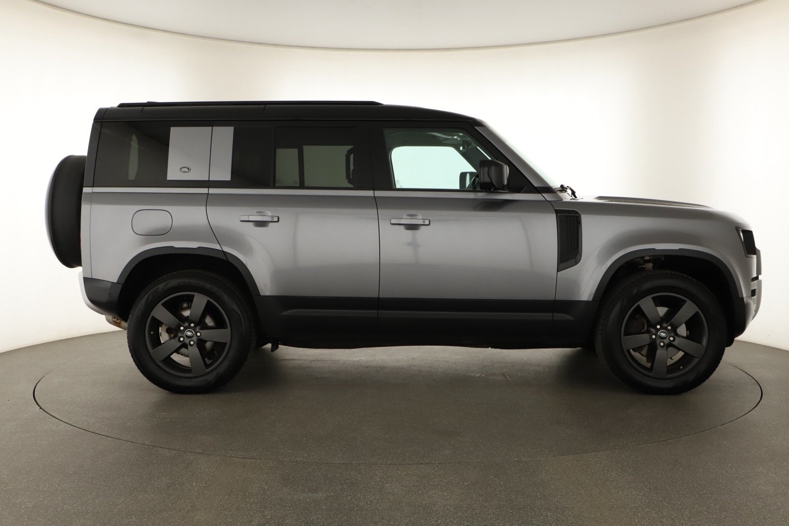 Land Rover Defender - 2020