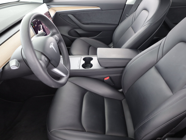 Tesla Model 3 Long Range 4WD 82kWh