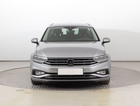 Volkswagen Passat - 2021