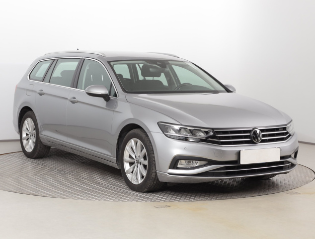 Volkswagen Passat 2021