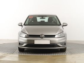 Volkswagen Golf - 2020