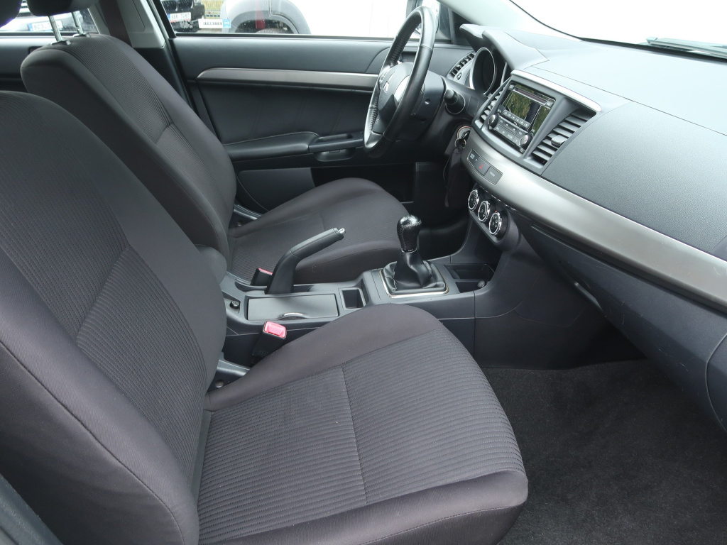 Mitsubishi Lancer